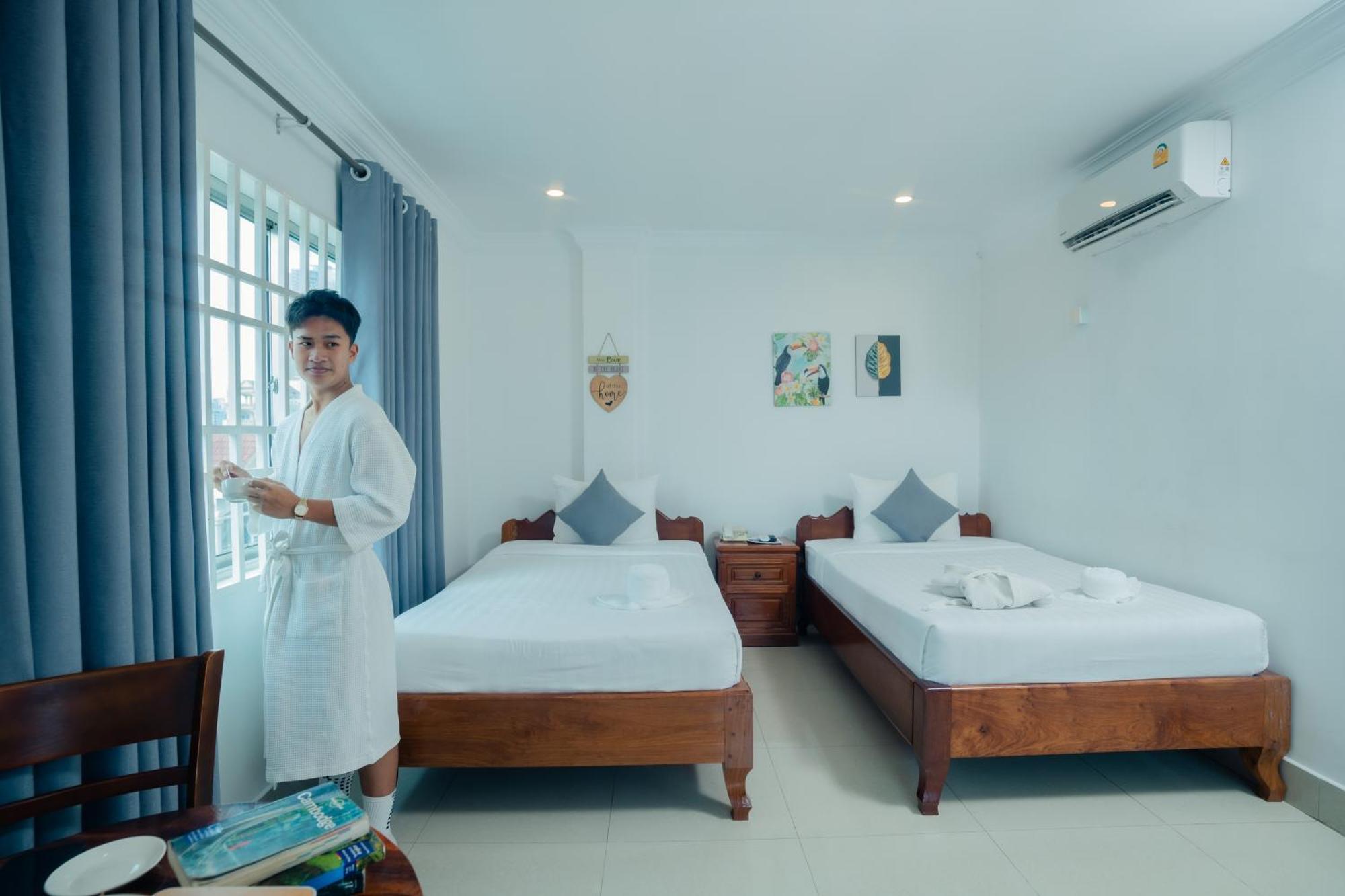 White Corner Hotel Phnom Penh Exterior foto